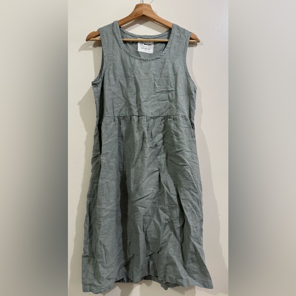 CONSCIOUS CLOTHING Sleeveless Midi Linen Blend Dress in Sage Green